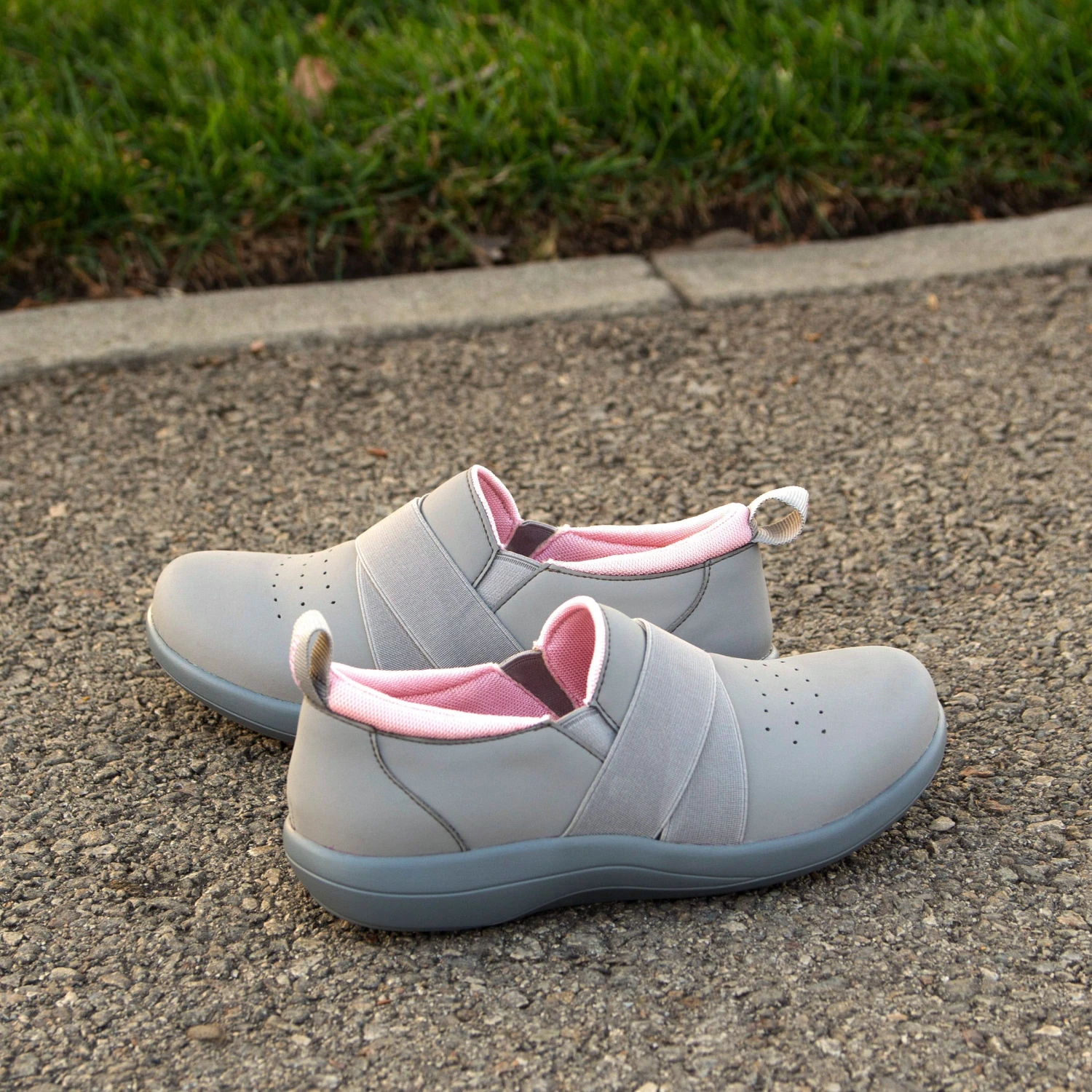 Shoes Savvie Dove Professional Shoe 2 Shoes Savvie Dove Professional Shoe - Image 2