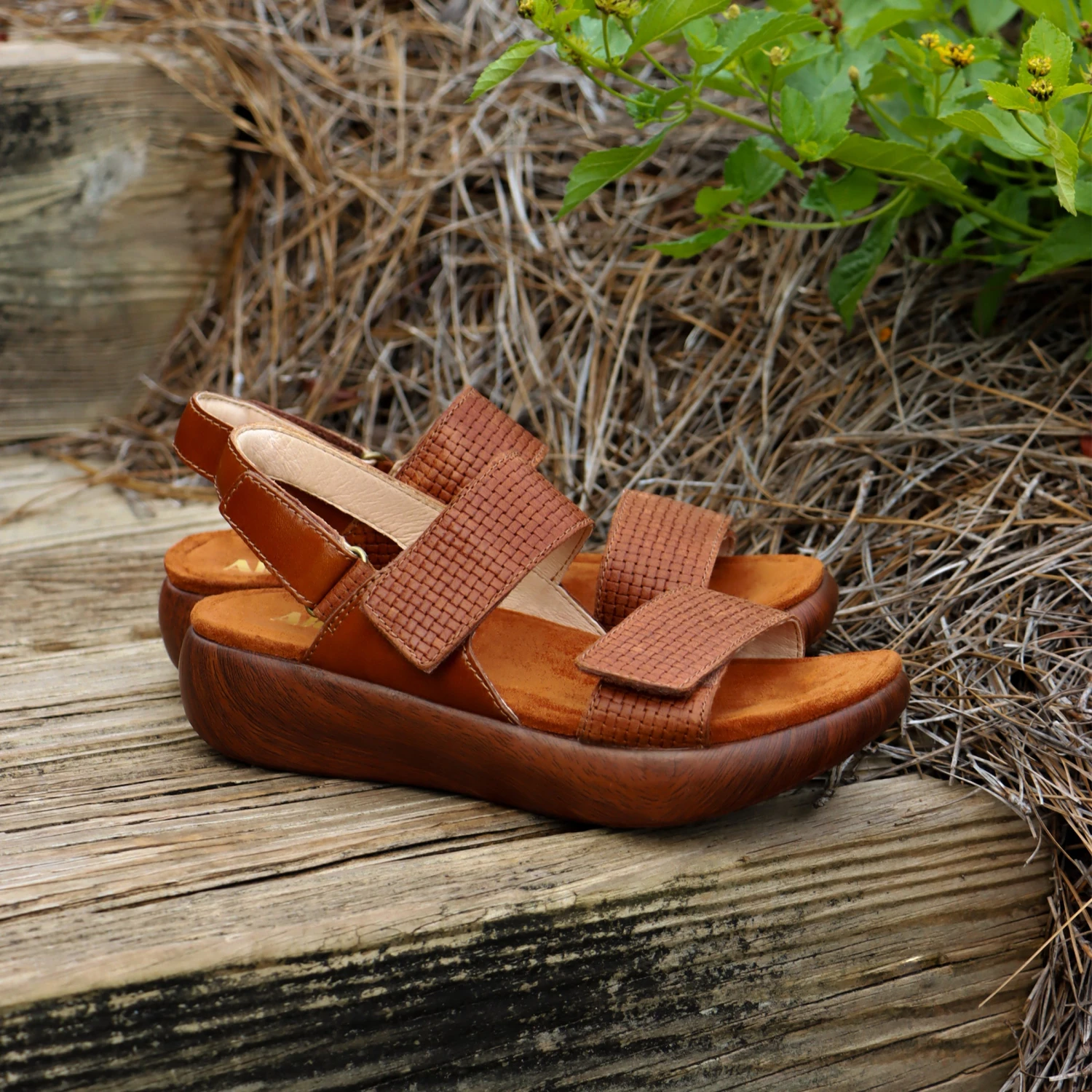 Bailee Woven Luggage Sandal 2 Bailee Woven Luggage Sandal - Image 2