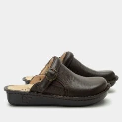 Shoes Bryn Espresso Clog -Cheap Shoes Store BRN 8104 S2 4bf11c83 28f8 4ebf bd66 caac8dc6c47f