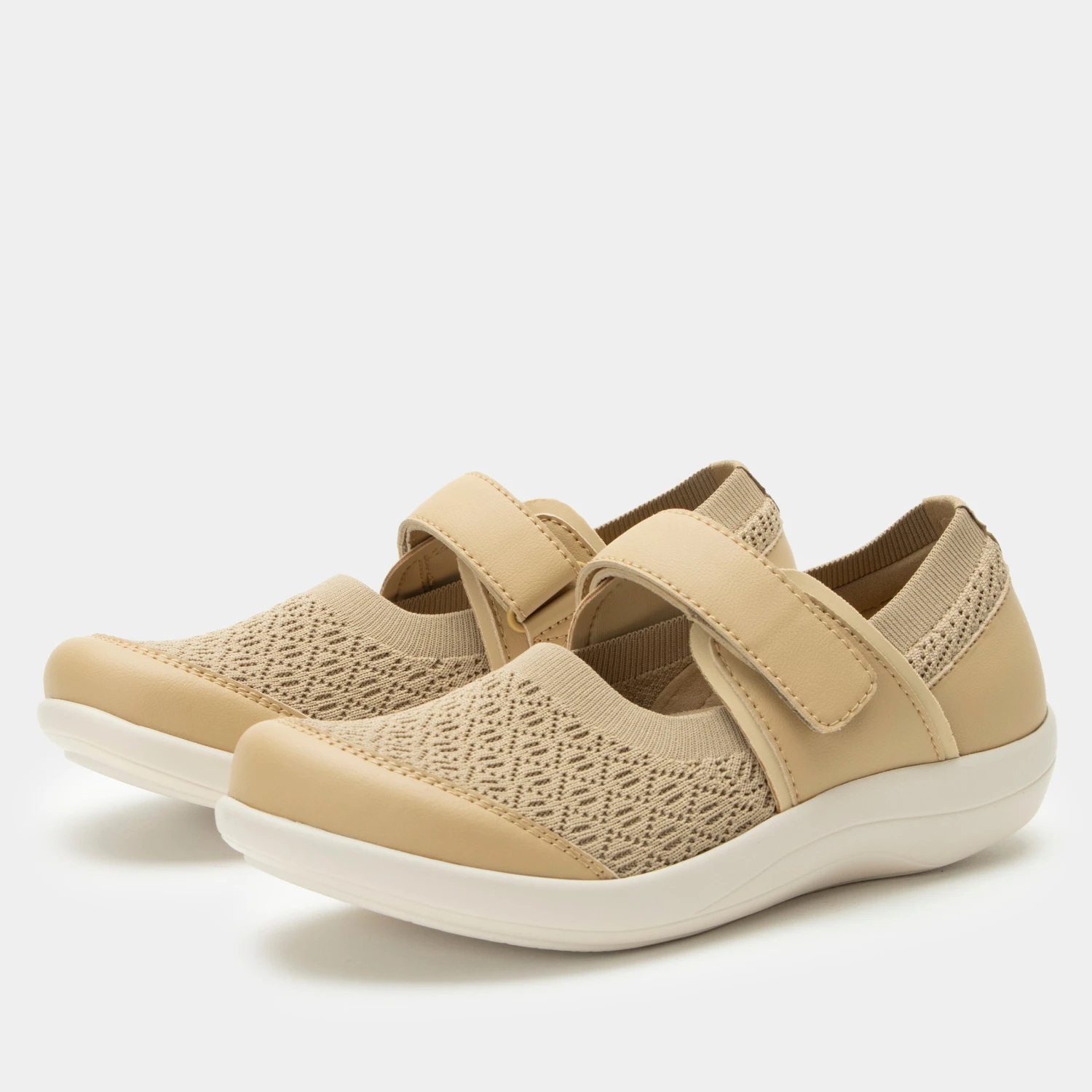 Shoes Dinamo Sand Shoe 1 Shoes Dinamo Sand Shoe