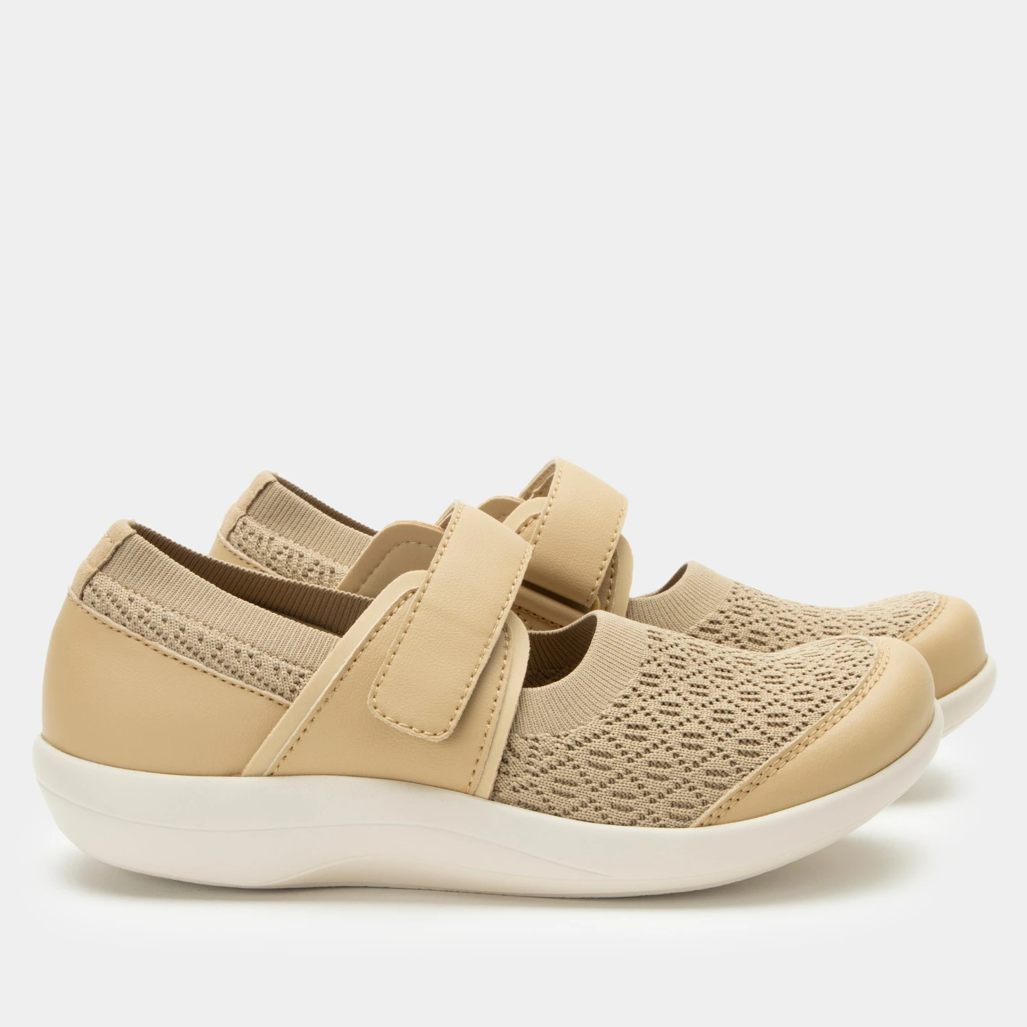 Shoes Dinamo Sand Shoe 2 Shoes Dinamo Sand Shoe - Image 2