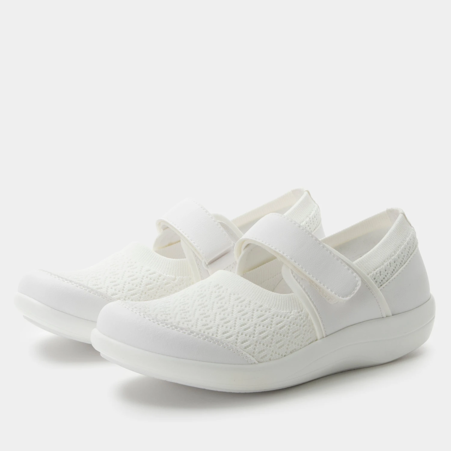 Shoes Dinamo White Shoe 1 Shoes Dinamo White Shoe
