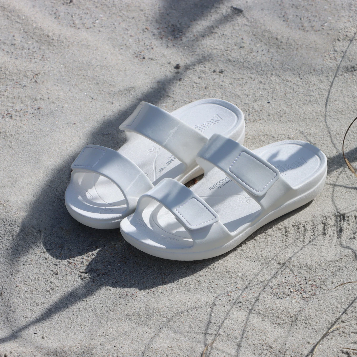 Orbyt White Gloss Sandal 2 Orbyt White Gloss Sandal - Image 2