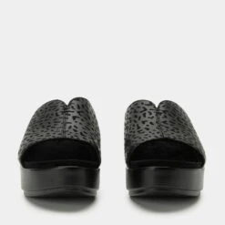 Triniti Not A Cheetah Sandal -Cheap Shoes Store TRI 6127 S5 c9918848 1cb6 4a72 bbc7 66f08463a69d